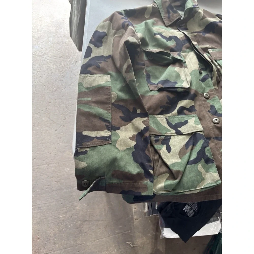 Vintage U.S. NAVY Combat Woodland Camouflage Field Hot Weather Coat‎ Medium Reg